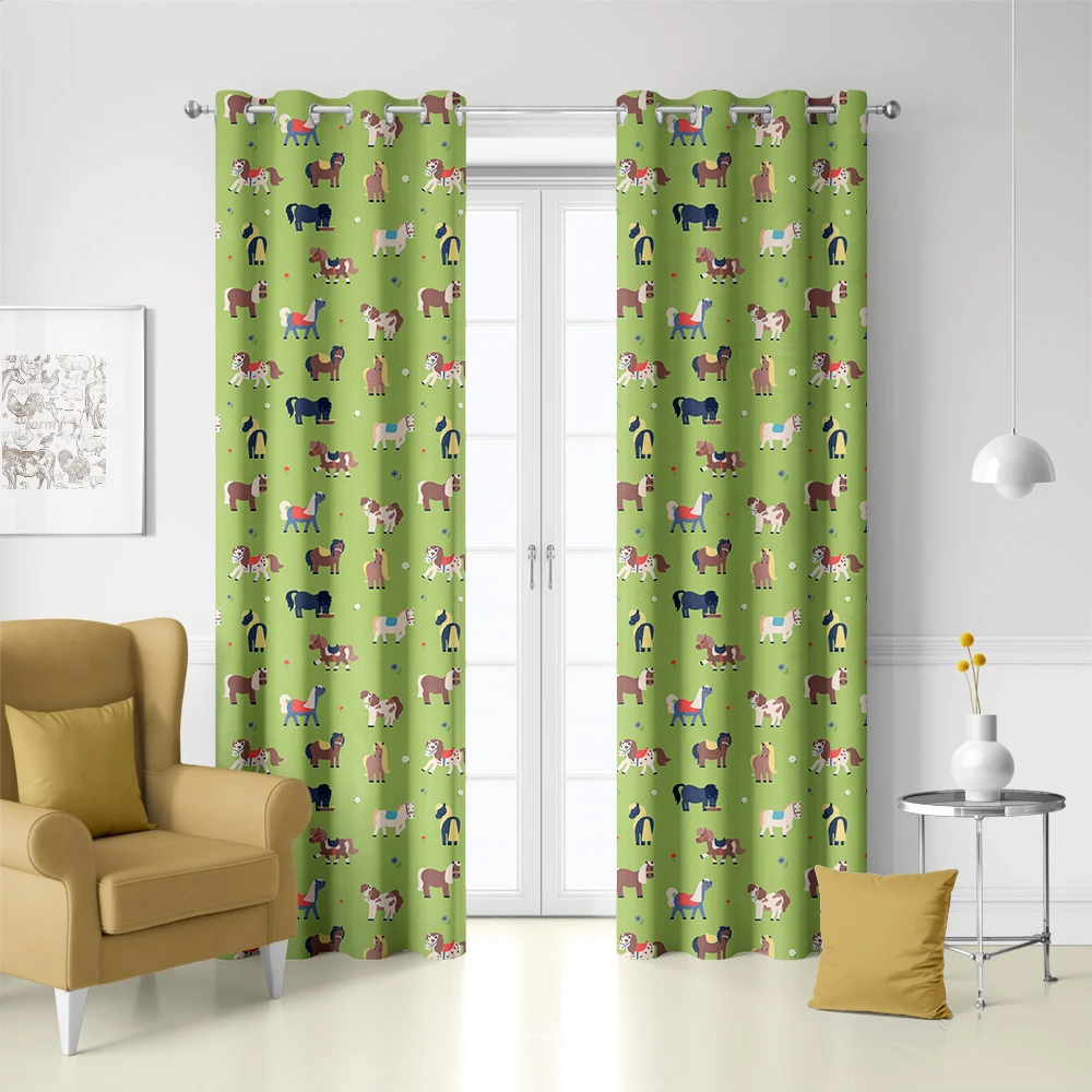 Curtain – Funny Flat Ponies on Green Meadow